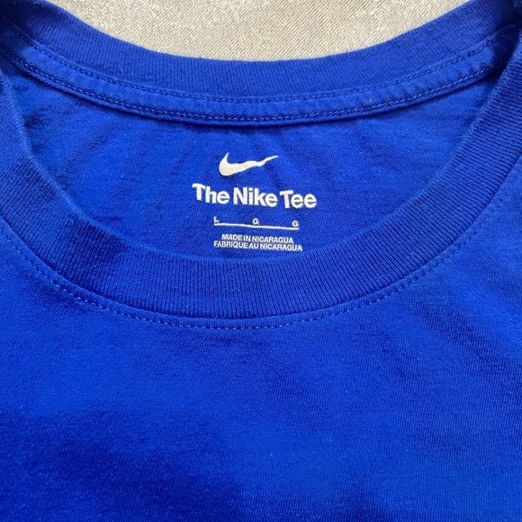 Adult Nike Tee - Picture 3 of 4